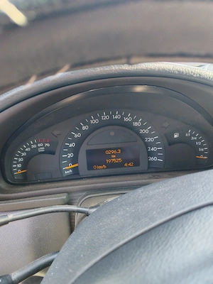 Vând Mercedes c 200 komlressor 165 cp 190000km 3000 lei - imagine 2