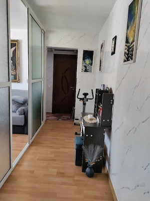 Vand ap. 2 camere decomandat - imagine 4