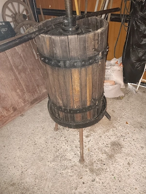 Teasc si zdrobitor struguri
