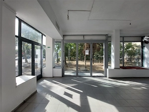 Sapatiu comercial - trifazic - aer conditionat - 60mp