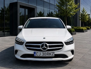 Vând Mercedes B200d din  2022, automat, diesel - imagine 2