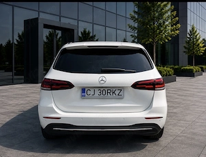 Vând Mercedes B200d din  2022, automat, diesel - imagine 4