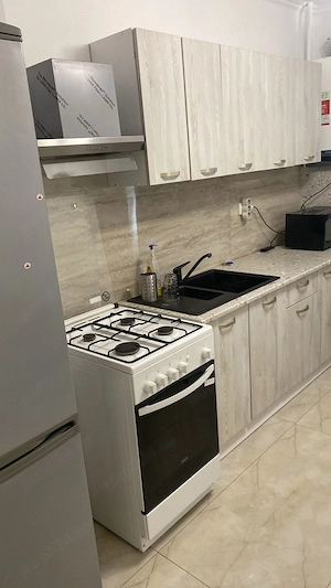 Se inchiriaza apartament cu 2 camere Circumvalatiuni Iulius Town - imagine 5