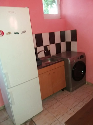 inchiriez apartament cu doua camere, doua bai in Timisoara, zona Plopi, linia E8  - imagine 10