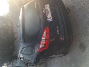 Vând Ford Focus an 2012 1.6 motorină  - imagine 3