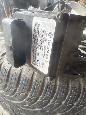pompa ABS passat b6 bmp 2007