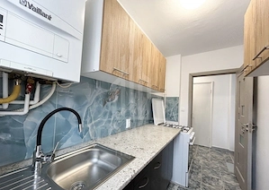 Apartament ideal pentru studenți, 3 camere se inchiriat | Zona Cedonia