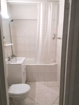 Apartament modern si confortabil, la 3 minute de Gara de Nord - imagine 5