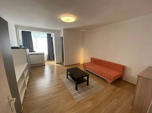 Garsoniera spatioasa de inchiriat – Str. Circumvalatiunii, Timisoara - imagine 2
