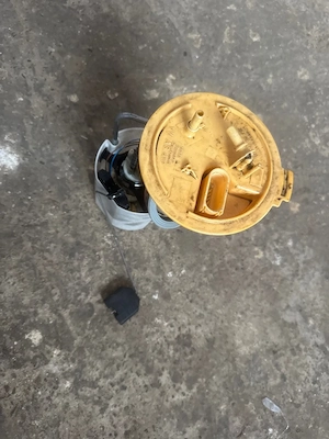 pompa combustibil rezervor passat b6 2007