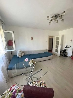 De închiriat apartament 3 camere Bd. Uverturii - imagine 4