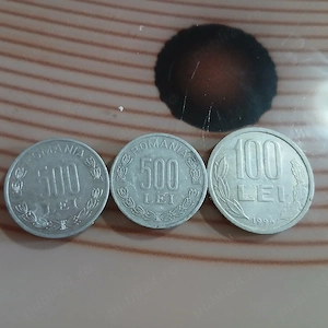 vând monede vechi se vând urgent 