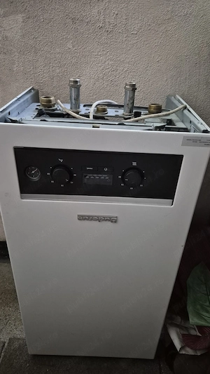Convenabil la jumatate de pret putin folosita o centrala termica marca Buderus model Logamax 24w