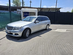 Mercedes-Benz w204 - imagine 5