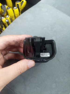 Maneta Comanda Radio Ford FOCUS Mk 1 - imagine 3