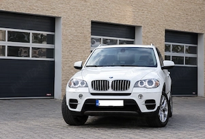BMW X5 xDrive30d 245 CP | 2012 | 236.000 km reali | Piele neagră | Întreținut | Parcare subterană  - imagine 5