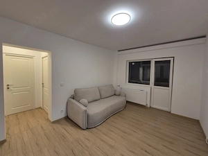 Apartament 3 camere renovat complet   Str. Cameliei, Ploiești - imagine 3