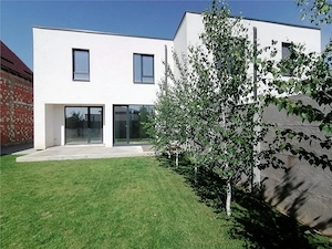 DUPLEX IN ZONA DE TOP - ASFALT -  INSTALATIE DE IRIGAT - imagine 2