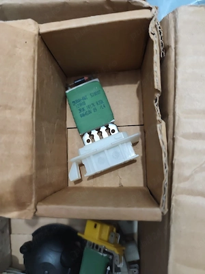 Rezistor Regulator trepte ventilator habitaclu (aerotermă) Opel Corsa C Tigra B twintop GM 90535076