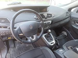 Renault Megane Scenic Bose edition - imagine 2