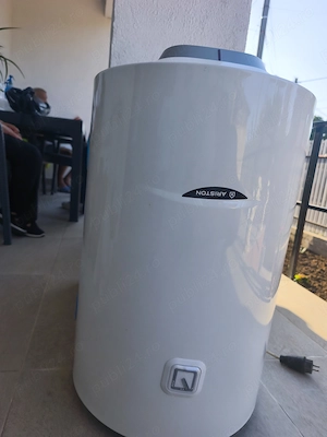 Vând boiler electric Ariston