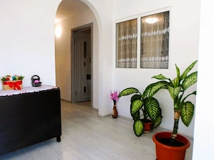 Vanzare casa in Strejnicu, Targsoru Vechi, jud Prahova - imagine 12