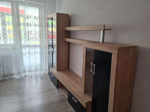 Închiriez apartament 3 camere - mobilat complet - 410 euro