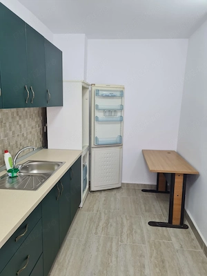 Închiriez apartament 3 camere - mobilat complet - 410 euro - imagine 7