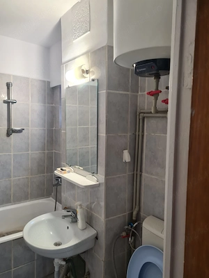 Închiriez apartament 3 camere - mobilat complet - 410 euro - imagine 8