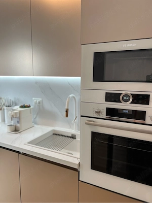 Cortina North | 2 camere ultra-modern | Etaj 8 | Balcon generos + parcare - imagine 9