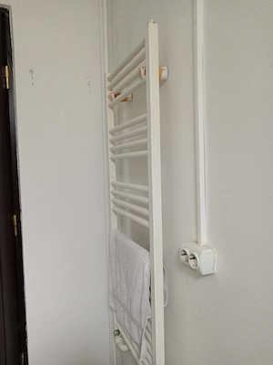 Vând apartament cu 2 camere ,cu balcon, parter, 48mp, fără boxă , PRECISTA , 65000 , preț negociabil - imagine 10