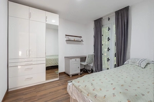 Inchiriez Vilă spațioasă cu 4 camere în Cosmopolis   complet mobilată și utilată