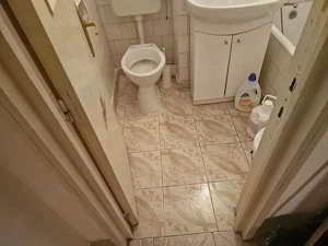Ap  2  Cam Posta Maratei 42mp parter circular mobilat semirenovat luminos  - imagine 9