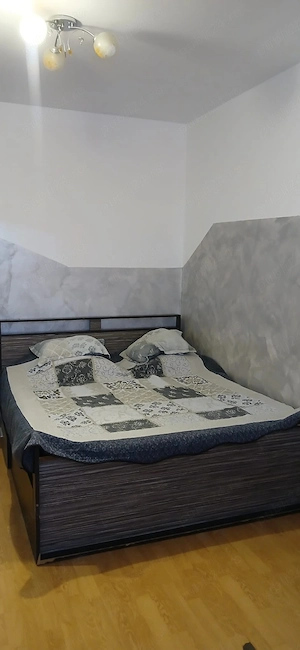 Inchiriez apartament 2 camere Mediaș  - imagine 2