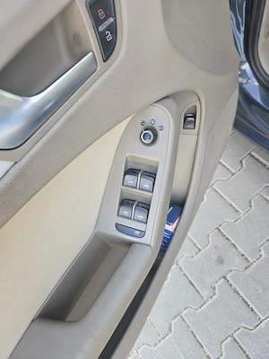 Audi a 4 2009 1.8 tfsi 160 cai acte la zi - imagine 8