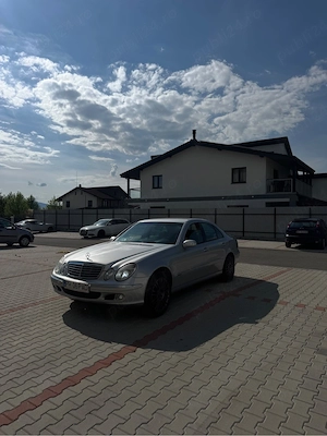 Mercedes-Benz E200 CDI W211   Proprietar de Nou | Automat 5G-Tronic | Investiții Recente - imagine 2