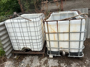 Set   Lăzi din plastic decupate pentru depozitare sau organizare