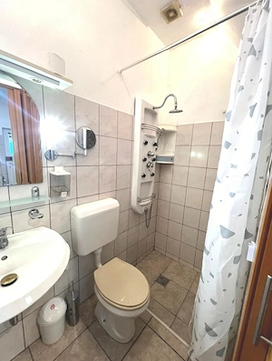 Garsoniera   tiny-apartment superb in Calea Sagului, inchiriat direct de proprietar - imagine 5