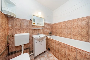 Triaj-Apartament 2 camere 55mp - imagine 6