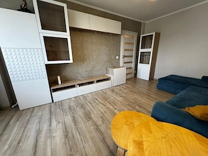 APARTAMENT 3 CAMERE // RENOVAT COMPLET//WINMARKT PLOIESTI - imagine 9