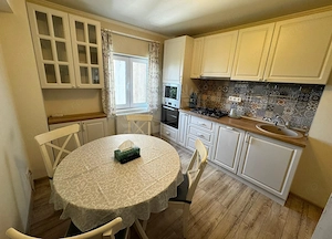 APARTAMENT 3 CAMERE // RENOVAT COMPLET//WINMARKT PLOIESTI