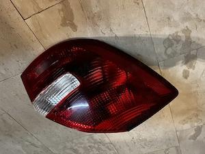 Stop spate lampă Fabia 2  - imagine 2