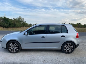 VW Golf 5 -1.6 benzina - imagine 2