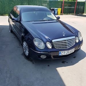 Mercedes w211 E 200