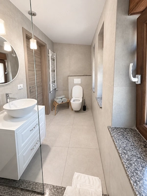 Casă tip duplex  250 m  in cartierul Goranu| Complex privat | Panouri fotovoltaice | Garaj | Curte & - imagine 7