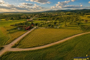 3.800mp recomandat: investitie,rezidenta vacanta,domeniu privat,Valea Crisului - imagine 3