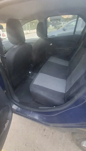 Dacia Logan 2017.  benzina 1.2 cm3 - imagine 4