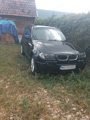 BMW X3 mașină este foarte întreținută  - imagine 6