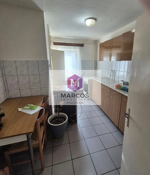 Vand apartament 3 camere Lunca - imagine 3