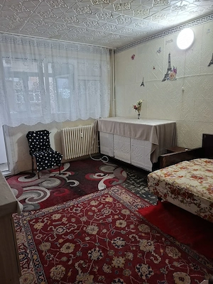 Inchiriez apartament 2 camere str.Alunisului